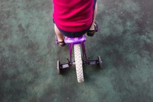 little-girls-bike-with-training-wheels
