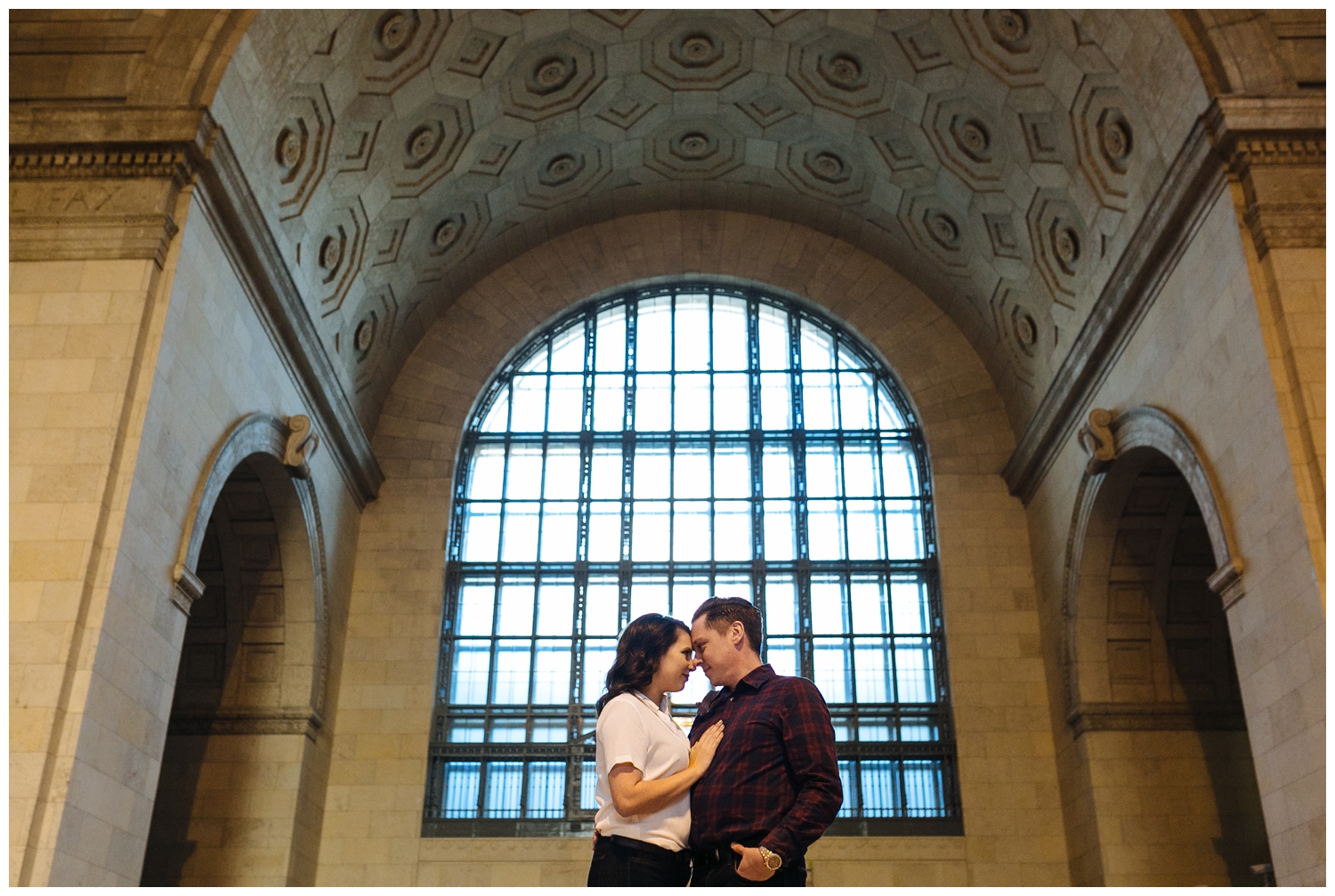 toronto-engagement-photography-candid-union-station-lake-ontario-waterfront-city-couples-intimate-katie-langmuir