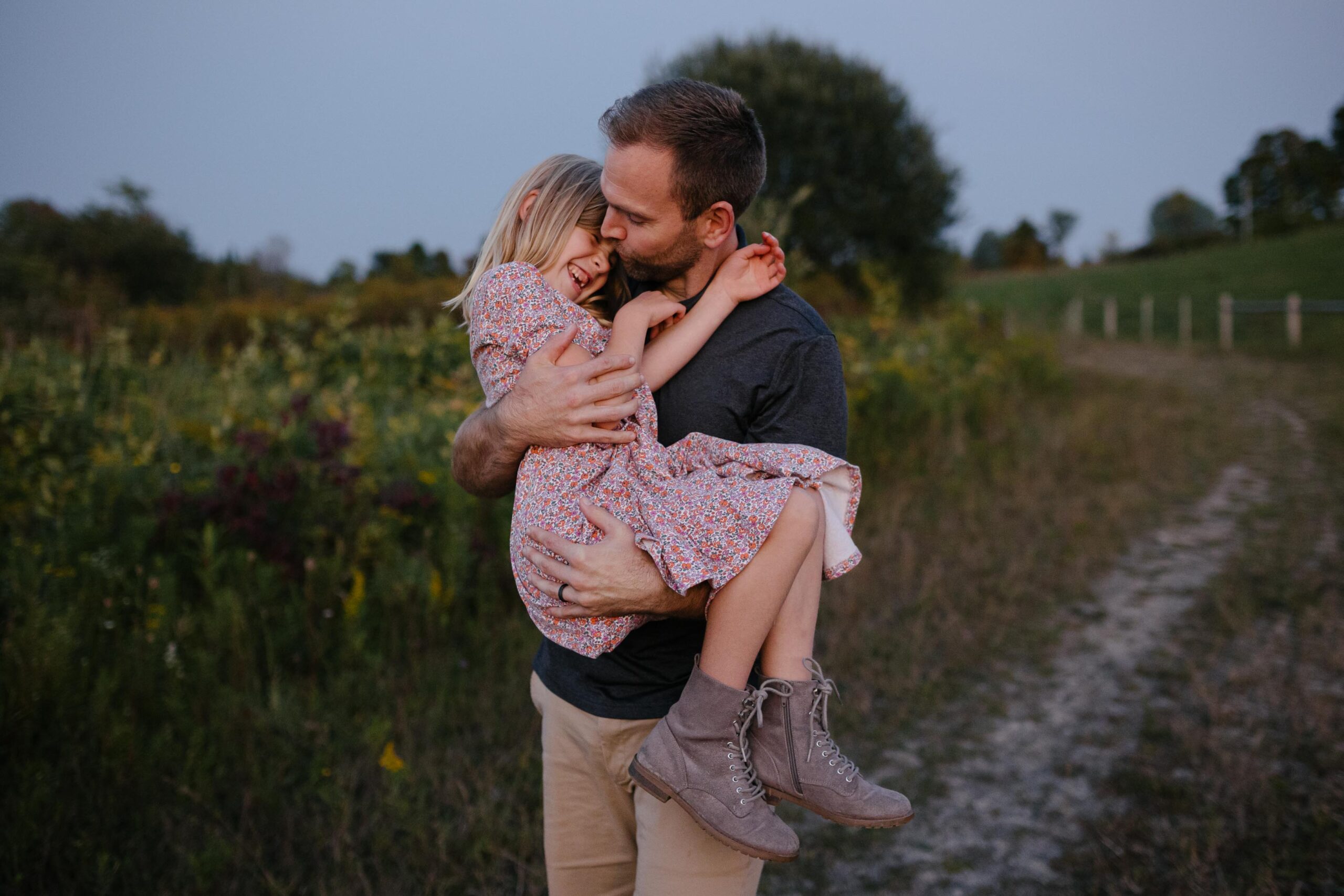 Golden Hour on Family Farm: Candid Family Moments and Days with the Family Dog